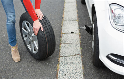 青冈东营区道路救援